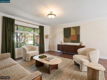 2308 Pine Knoll Dr
