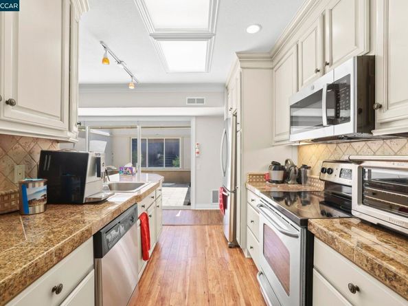 2308 Pine Knoll Dr 3, Walnut Creek CA 94595