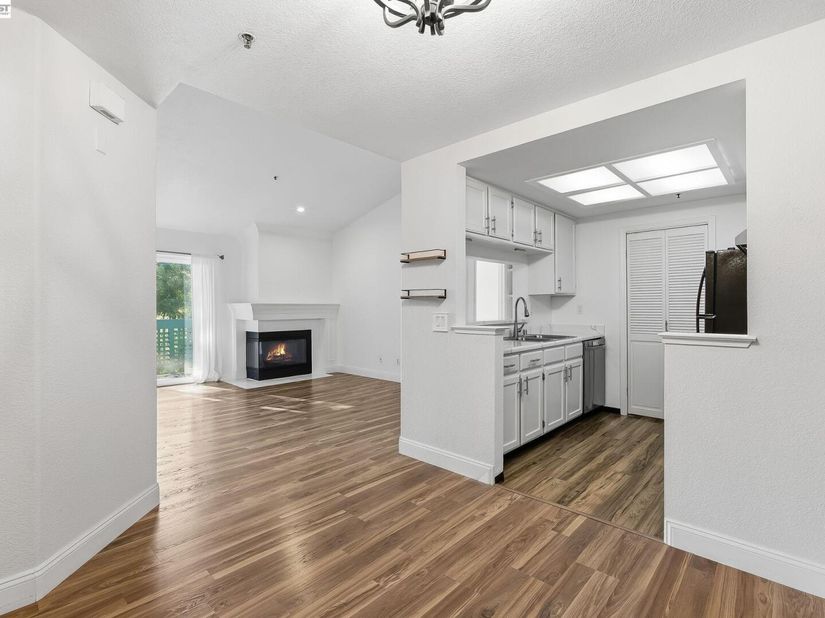 316 Dursey Drive, Pinole CA 94564
