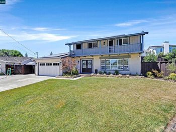 11698 Serra Ct