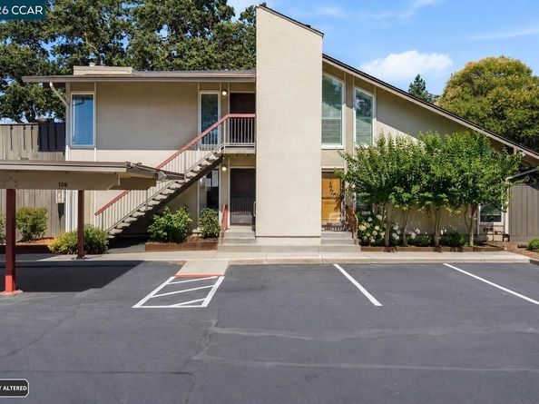 30 Massolo Dr B, Pleasant Hill CA 94523