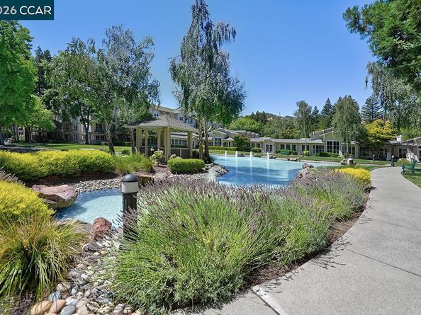 1840 Tice Creek Dr 2205, Walnut Creek CA 94595