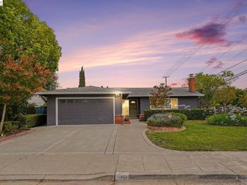 998 Wagoner Dr