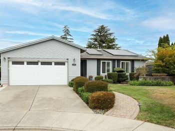 127 Catalpa Ct
