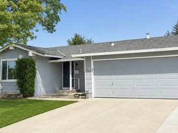 3044 Bradshaw