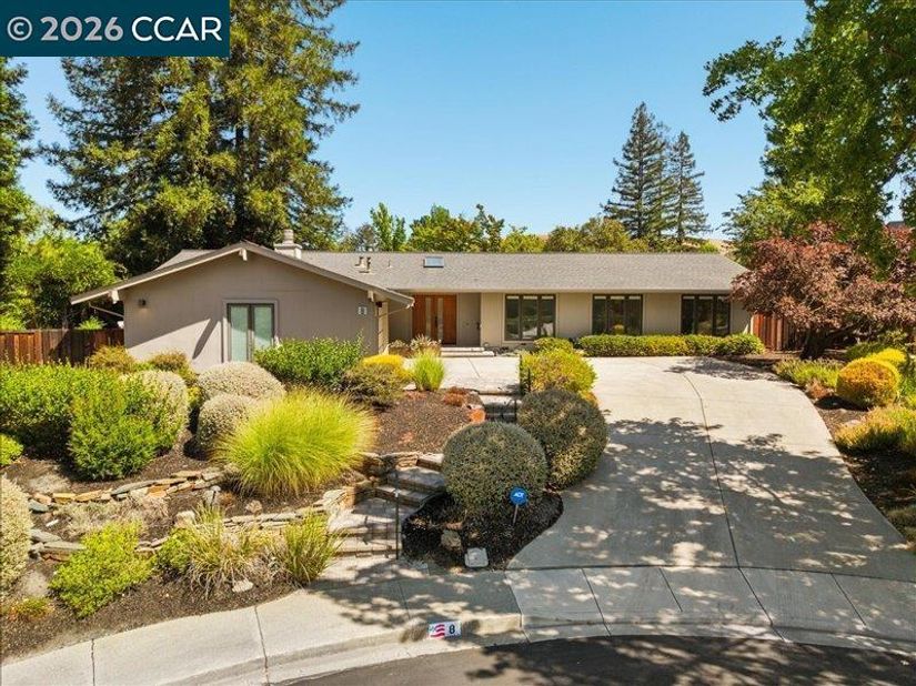 8 Dunsmoor Ct, Danville CA 94526