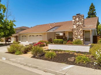 3237 Vera Cruz Dr