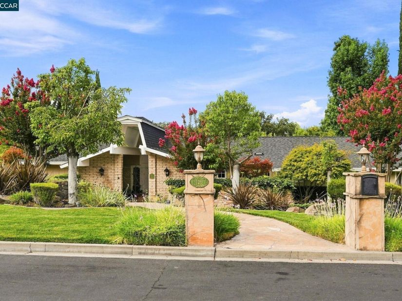 126 Peake Pl, Alamo CA 94507