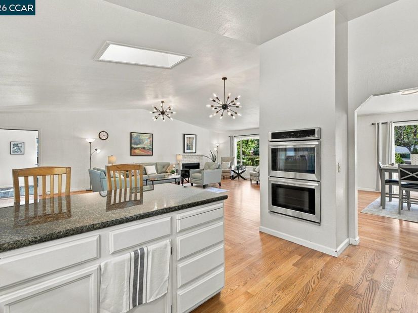 101 Hope Ln, Danville CA 94526