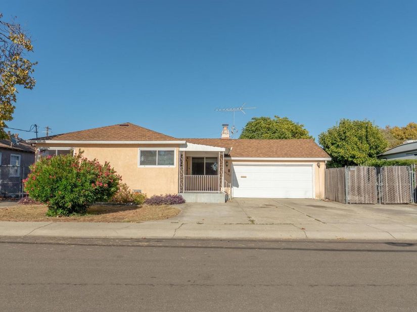 16182 Via Media, San Lorenzo CA 94580