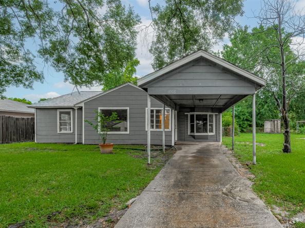 4906 Larkspur Street, Houston TX 77033