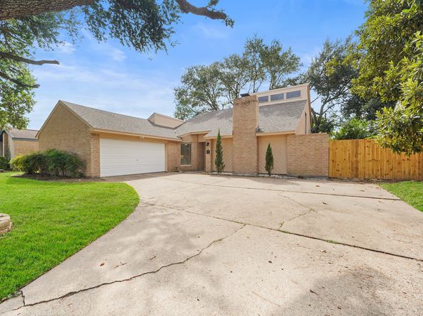 8715 Covent Garden Street, Houston TX 77031