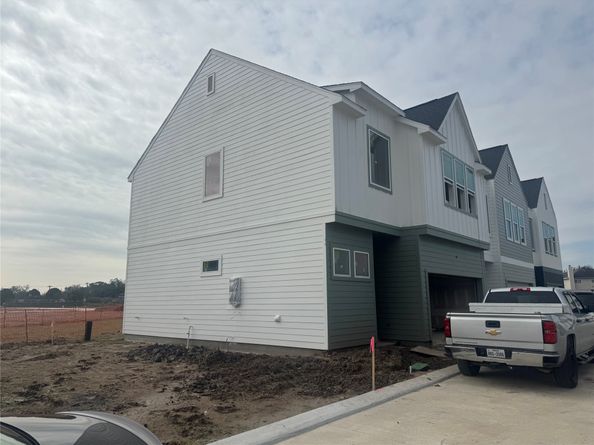 4007 Buffalo Moon Drive, Houston TX 77045