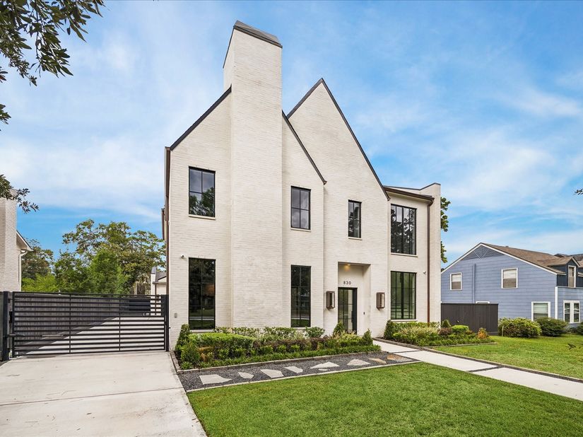 830 Azalea Street, Houston TX 77018