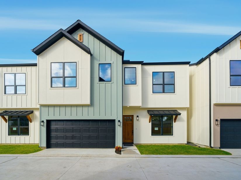 9419 Montridge Drive B, Houston TX 77080