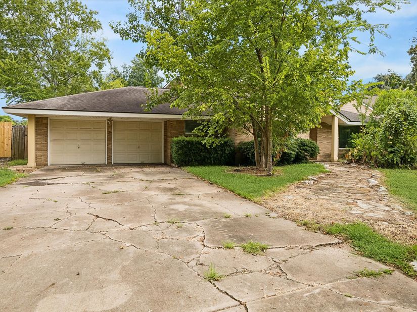 1740 Crownover Road, Houston TX 77080