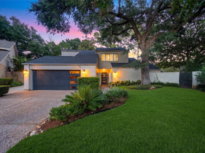 407 Barkers Landing Court, Houston TX 77079