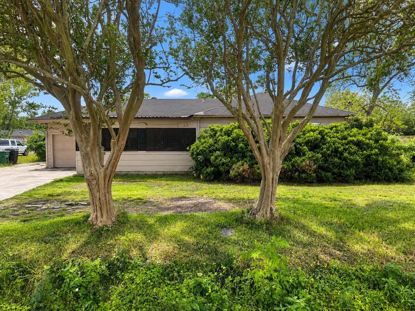 8038 Talton Street, Houston TX 77028