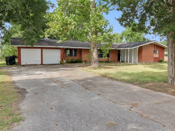 8303 Jet Pilot Street