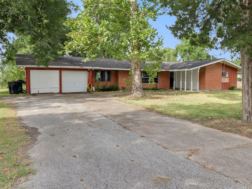 8303 Jet Pilot Street, Houston TX 77075