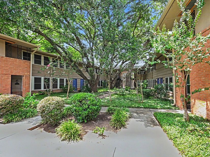 4020 Blue Bonnet Boulevard K, Houston TX 77025