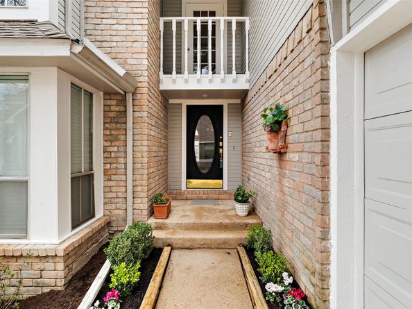 12800 Briar Forest Drive 48, Houston TX 77077