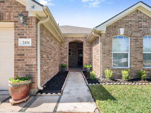 2434 Soledad Ridge Drive, Spring TX 77373