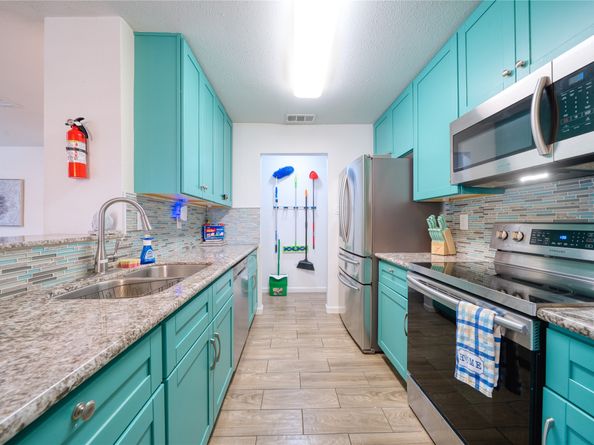 10912 Gulf Freeway 28, Houston TX 77034