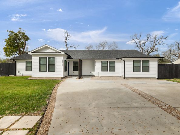6004 Bois D Arc Street, Houston TX 77087