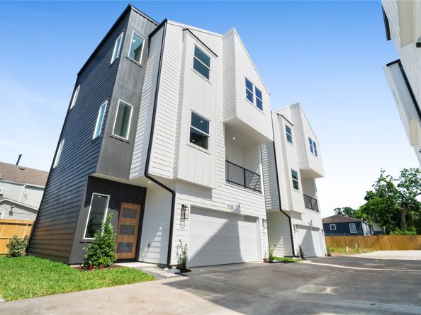 1116 Hogan Street, Houston TX 77009