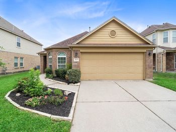 5003 Forest Hurst Glen