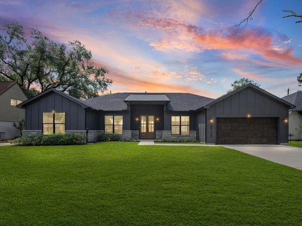 10135 Kerrwood Lane, Houston TX 77080
