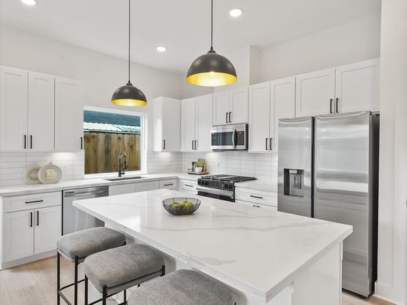 241 Rebecca Street B, Houston TX 77022