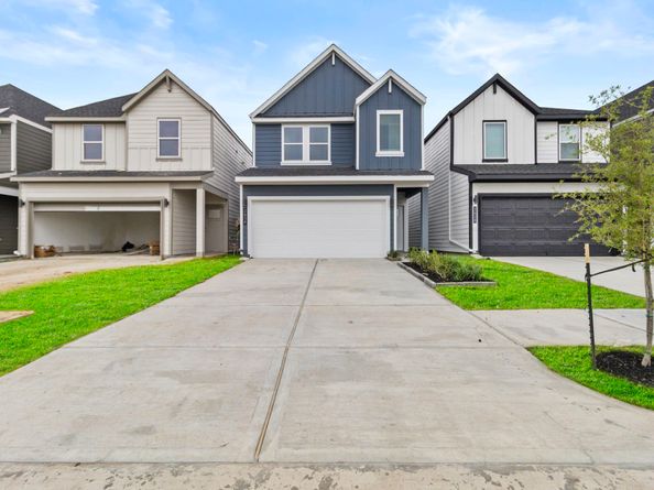 2630 Afton Heights Way, Houston TX 77051