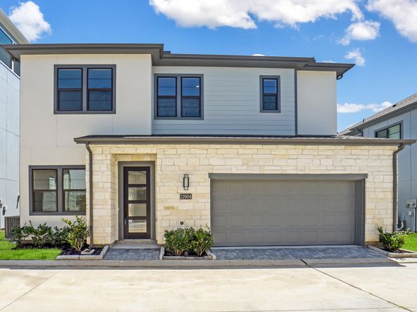 12004 Royal Oaks Banner Way, Houston TX 77082