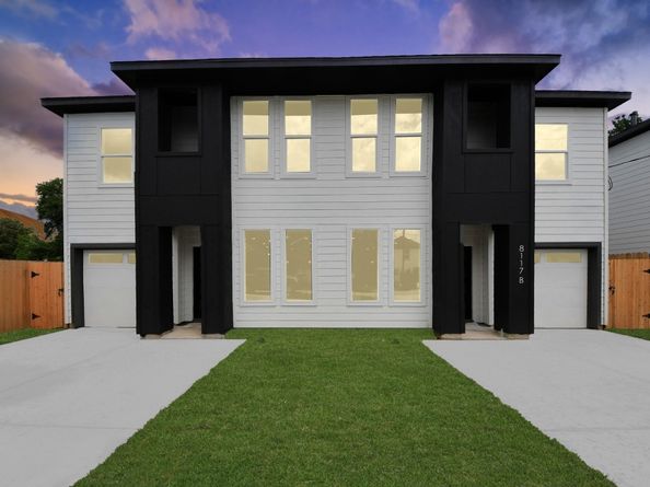 8119 Sterlingshire Street A/B, Houston TX 77078
