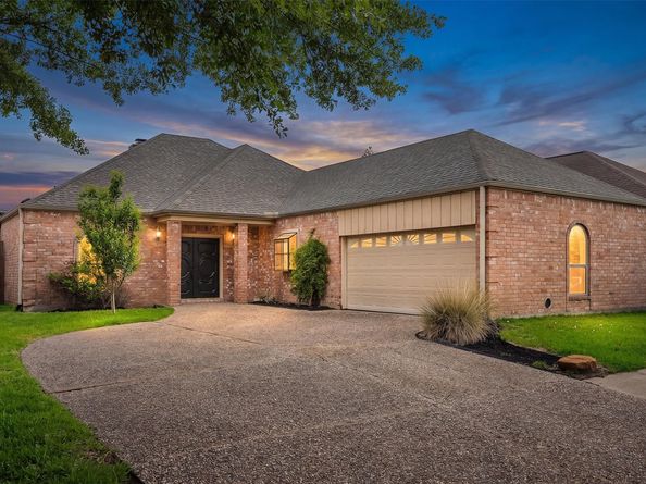 12222 Gladewick Drive, Houston TX 77077
