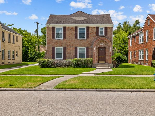 2806 Cleburne Street, Houston TX 77004
