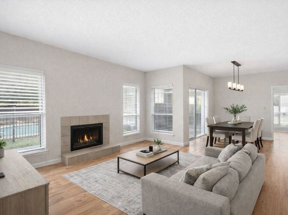 6602 Harbor Town Drive 1207, Houston TX 77036