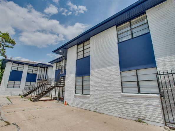 3613 Crane Street, Houston TX 77026