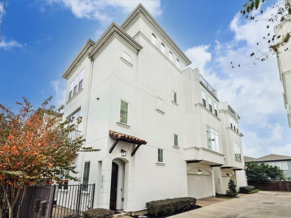 5212 Larkin Street, Houston TX 77007