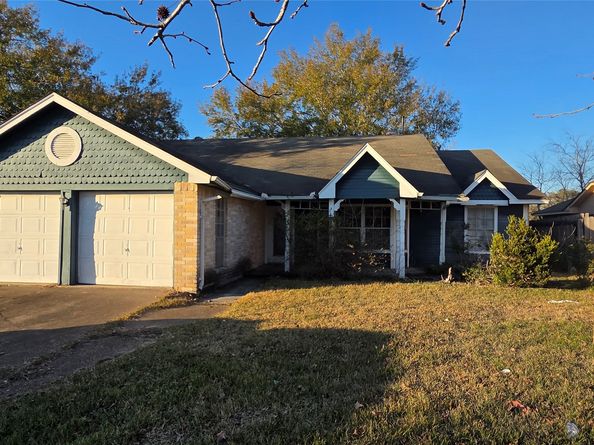 1011 Memorial Glen Drive, Humble TX 77338