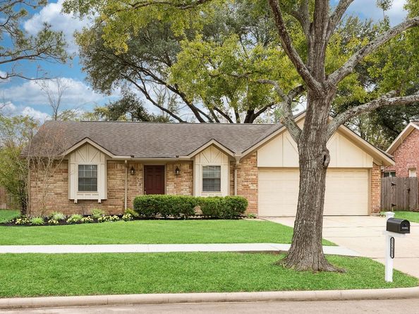 12407 Brandywyne Drive, Houston TX 77077