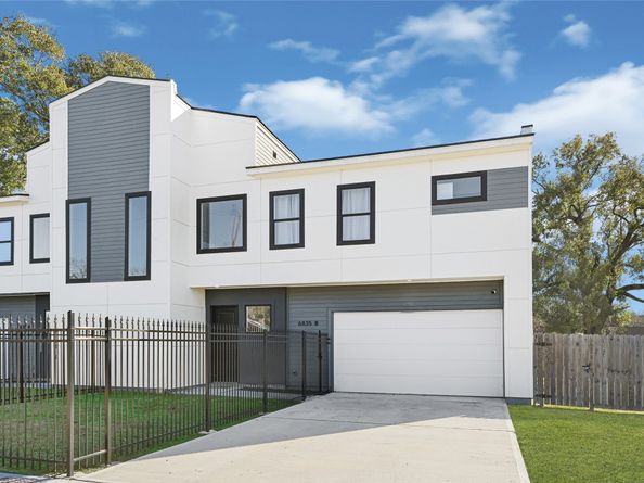 6835 Weston Street B, Houston TX 77021