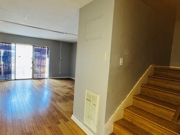 7913 Grove Ridge Dr Drive, Houston TX 77061