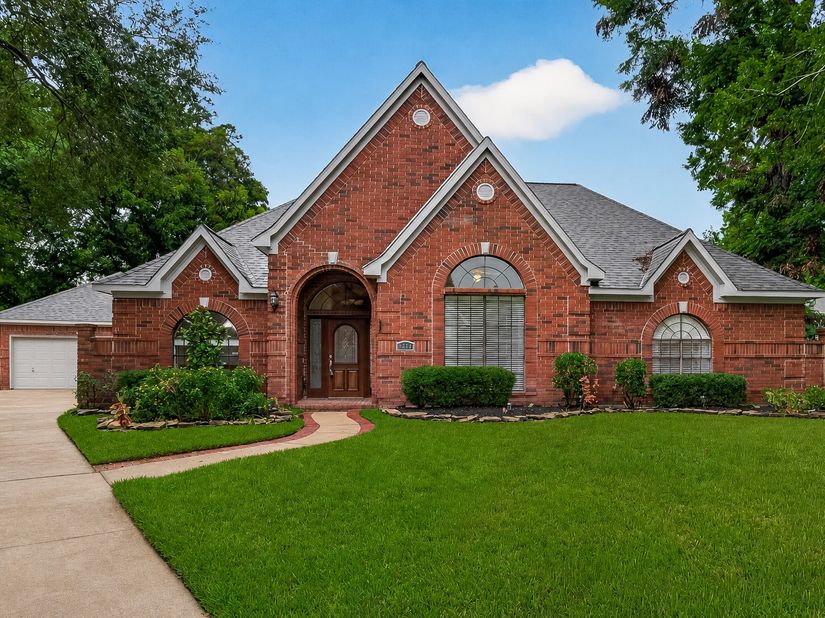1410 Briar Green Court, Richmond TX 77406