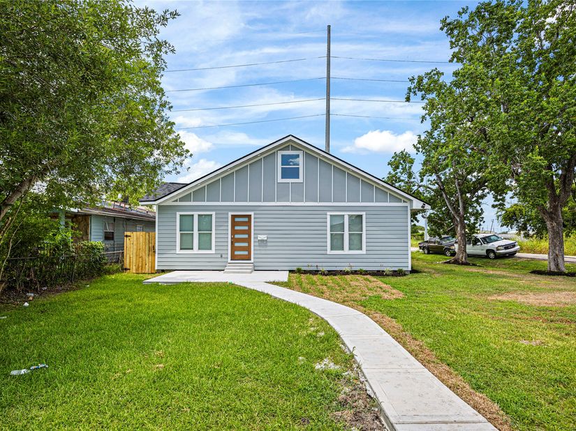 6333 Iron Rock St Street, Houston TX 77087
