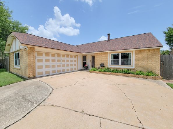 17602 Kakerglen Court, Houston TX 77084