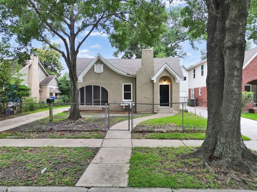 1412 Lawson Street, Houston TX 77023