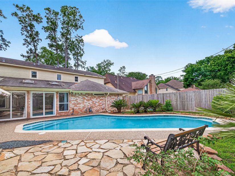 12302 S Moorcreek Drive, Houston TX 77070